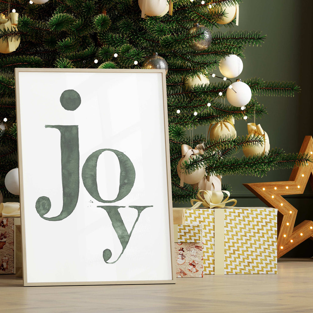 Green Joy Festive Graphic Print