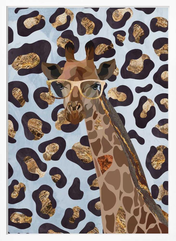 Chic Giraffe With Glasses
