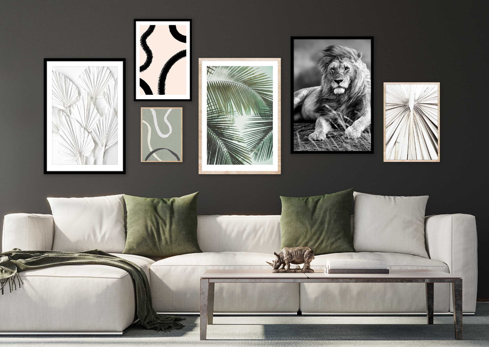 Black & White Lion